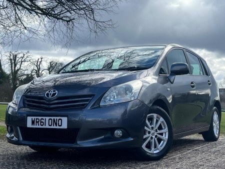 TOYOTA VERSO 2.0 D-4D TR Euro 5 5dr